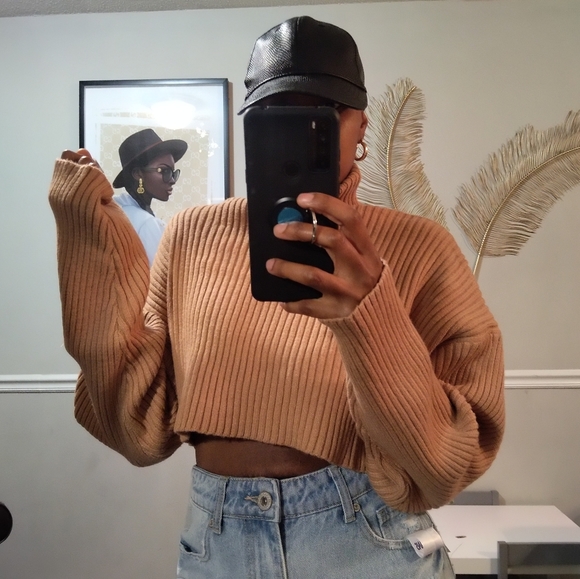 Cozy Cropped Turtleneck Sweater - Taupe - Picture 7 of 8